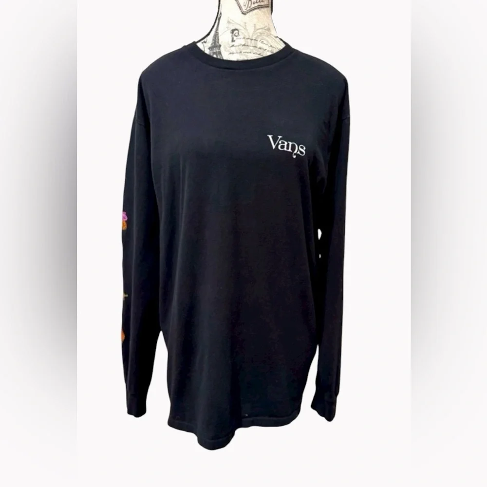 Vans Classic Fit Black Long Sleeve TEE Shirt size Sleeve detail Size M